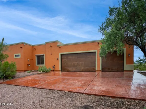 6450 N Desert View Dr, Tucson, AZ 85743