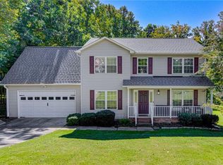 5821 Green Meadow Dr, Greensboro, NC 27410