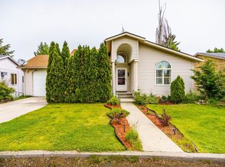 5912 N Loma Dr, Spokane, WA 99205