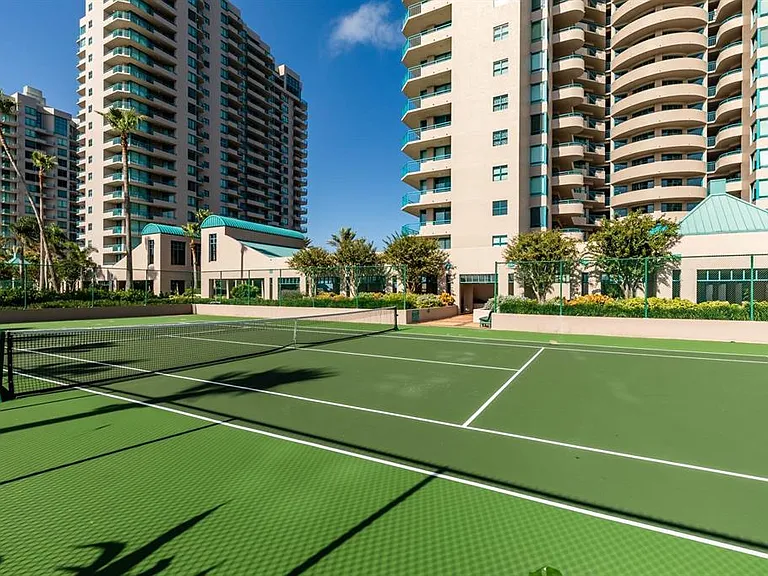 1560 Gulf Blvd #1605 — Photo 44