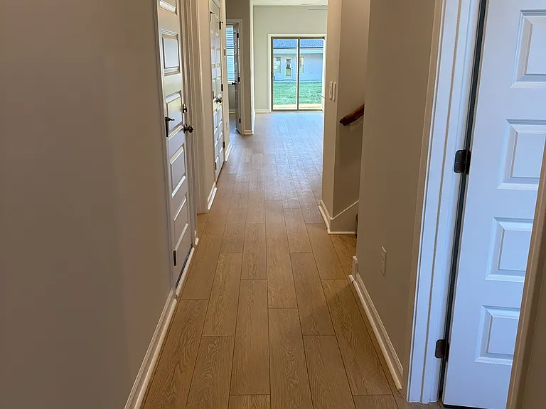 147 Wolfe Ln #1 — Photo 2