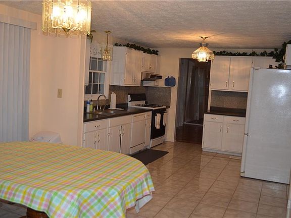 4th image of 220 Worthington Hills Trce