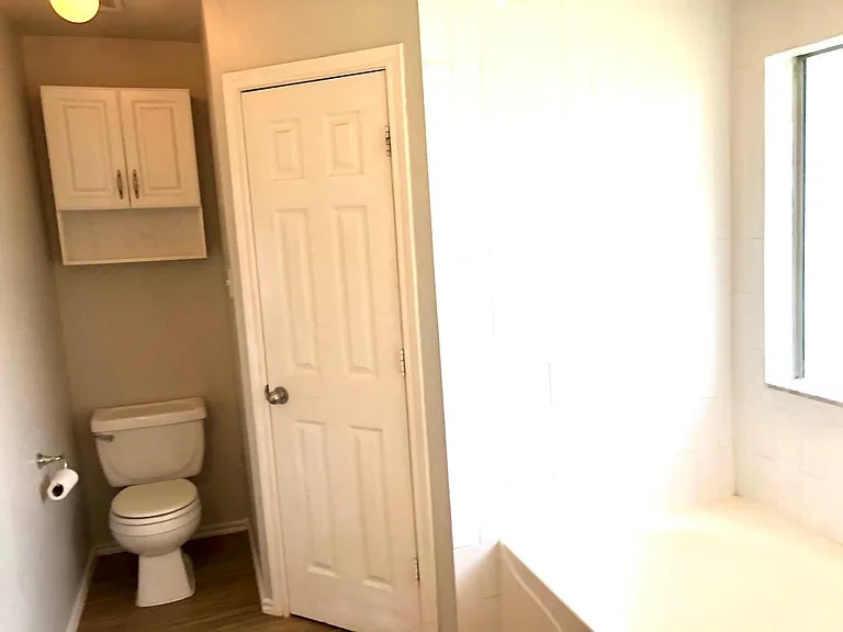 5617 Wellston Dr — Photo 19