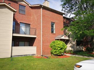 2032 N Rand Rd UNIT 105, Palatine, IL 60074