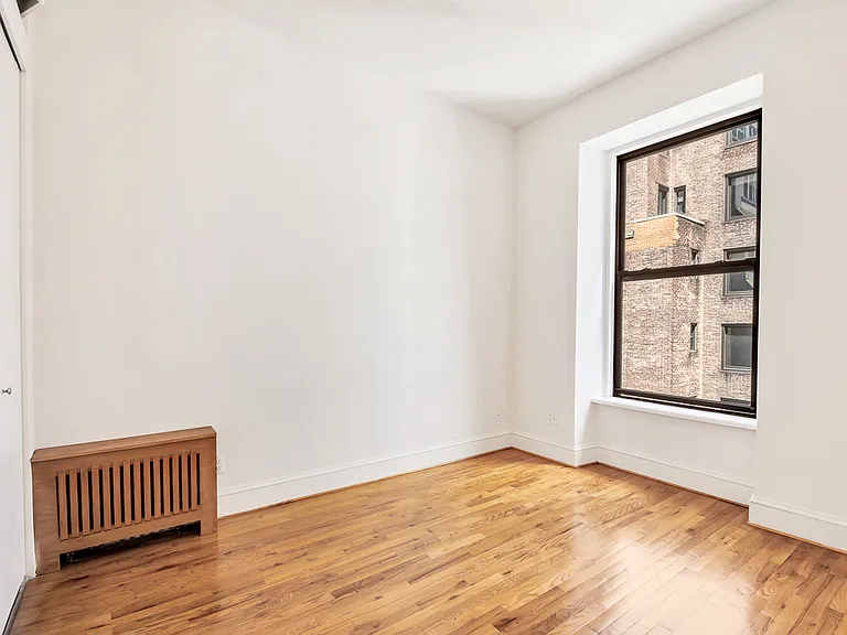 121 Madison Ave #9B — Photo 6