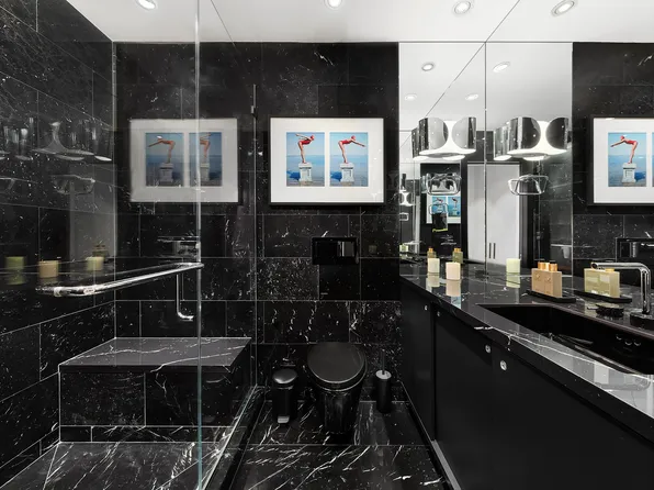 75 Grand Street image 12 of 13