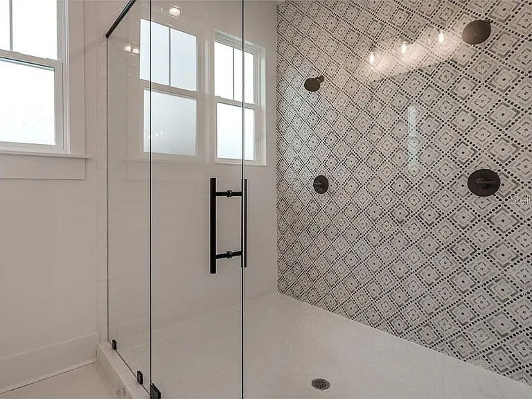 1408 E Curtis St #B — Photo 40