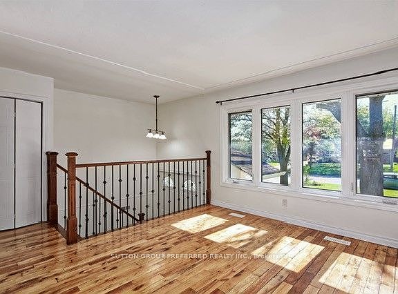 4th image of 202 Michaelmas St