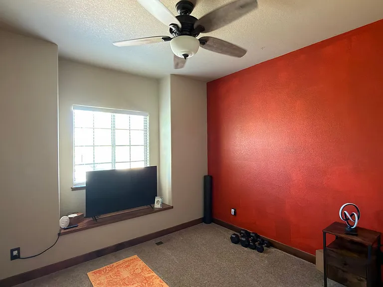 296 Sloan Dr — Photo 24