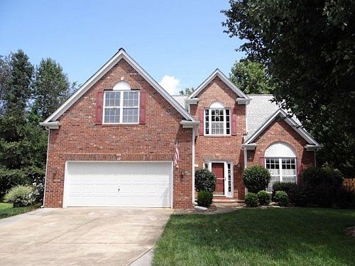 1st image of 102 Peralta Cir