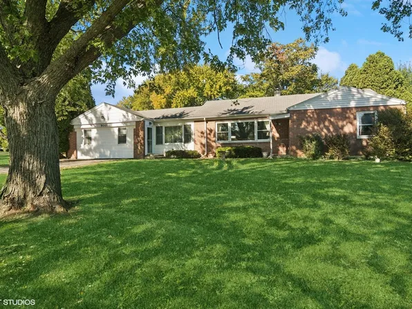(undisclosed Address), Lake Zurich, IL 60047