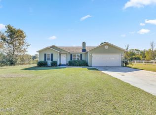 295 Five Mile Rd, Richlands, NC 28574