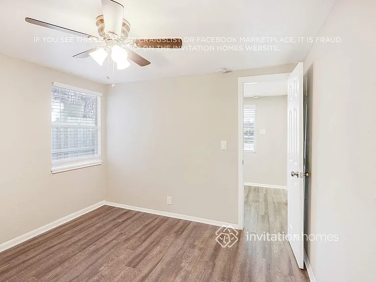 1912 E 19th Ave — Photo 14