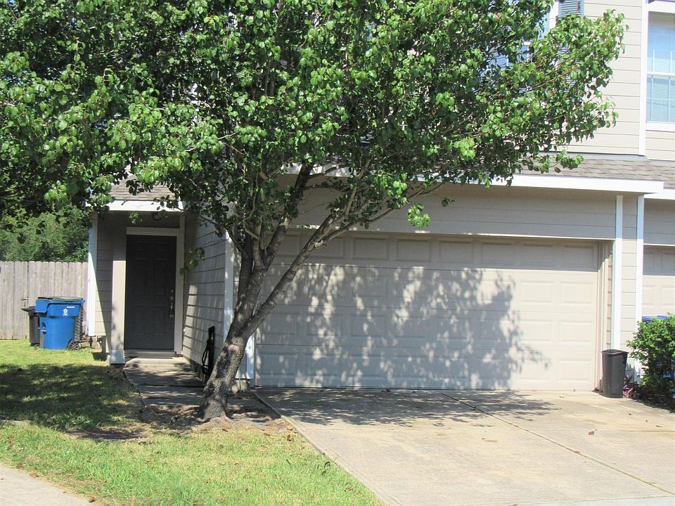 1st image of 17259 Oakwood Chase Dr