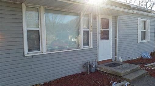 2nd image of 1411 S Crane St