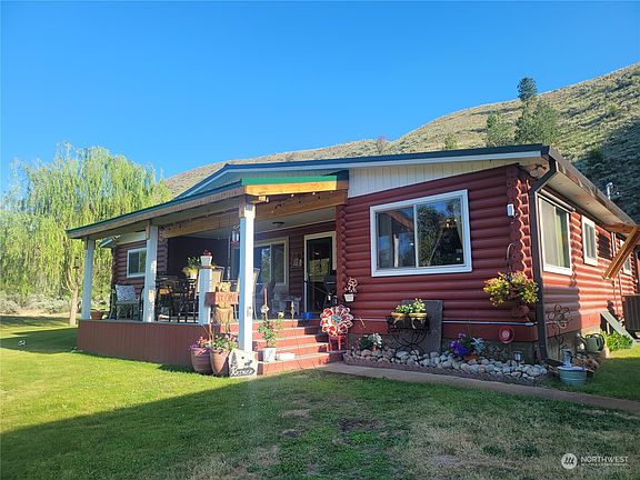 3rd image of 46 Bonaparte Avenue