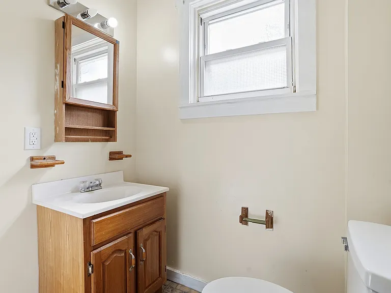 144 Ridge Ave #2 — Photo 12