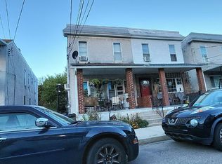 621 Maddock St, Crum Lynne, PA 19022