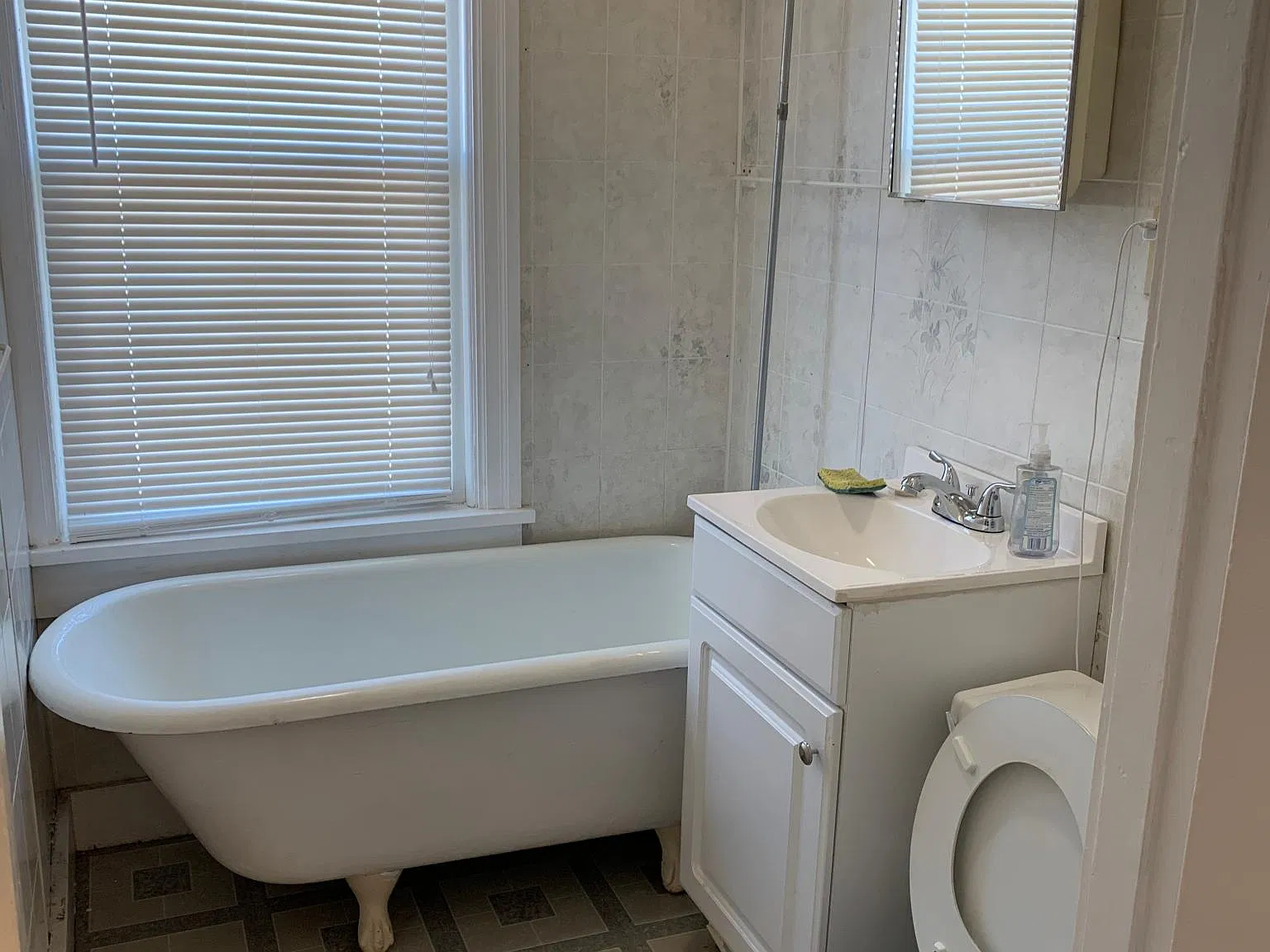 1 bed, $1,350 — Photo 4