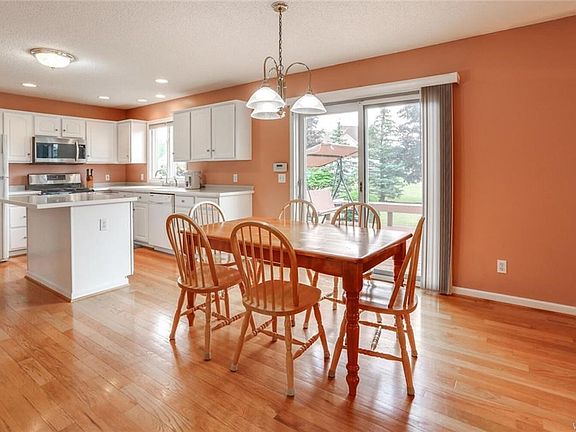 2nd image of 8621 Buttercup Dr