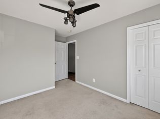 15082 Gaffney Cir, Gainesville, VA 20155
