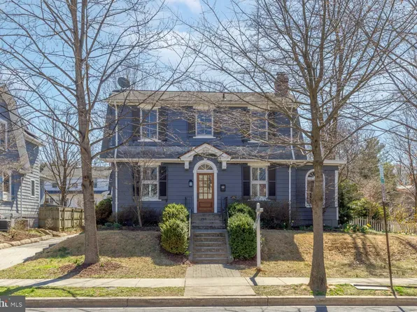 3922 Jenifer St NW, Washington, DC 20015