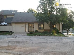 12326 Charlotte St, Kansas City, MO 64146