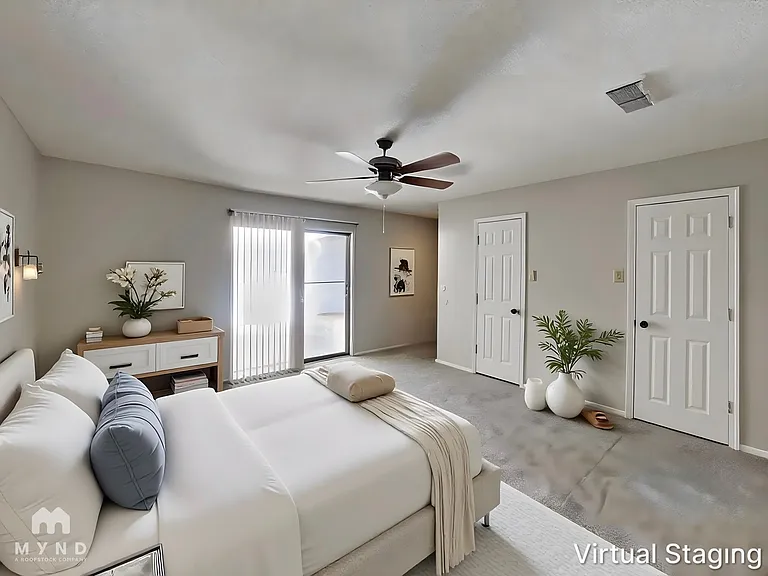 3253 62nd St — Photo 2