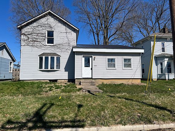 2nd image of 816 E Joliet St