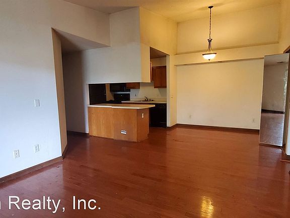 4th image of 2592 N Eagle Ct #5