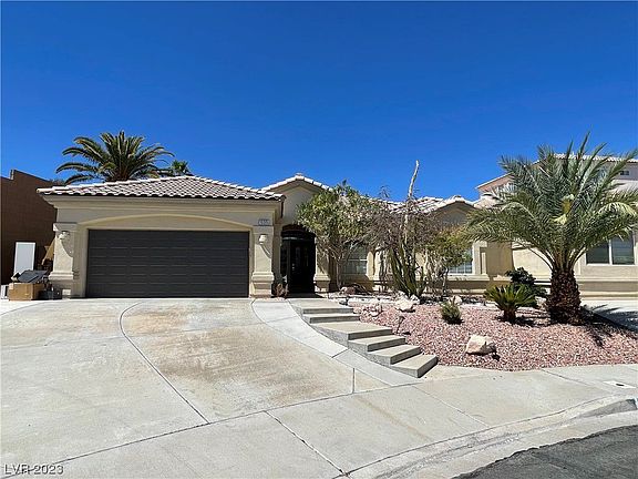 2nd image of 1035 Charlene Ct