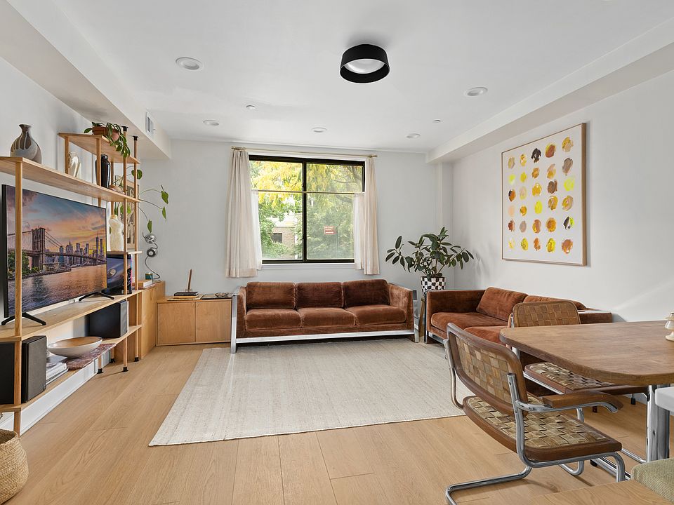 1st image of 71 Lexington Ave APT 2