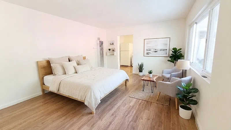 Studio, 1.0 bath, $1,995 — Photo 3