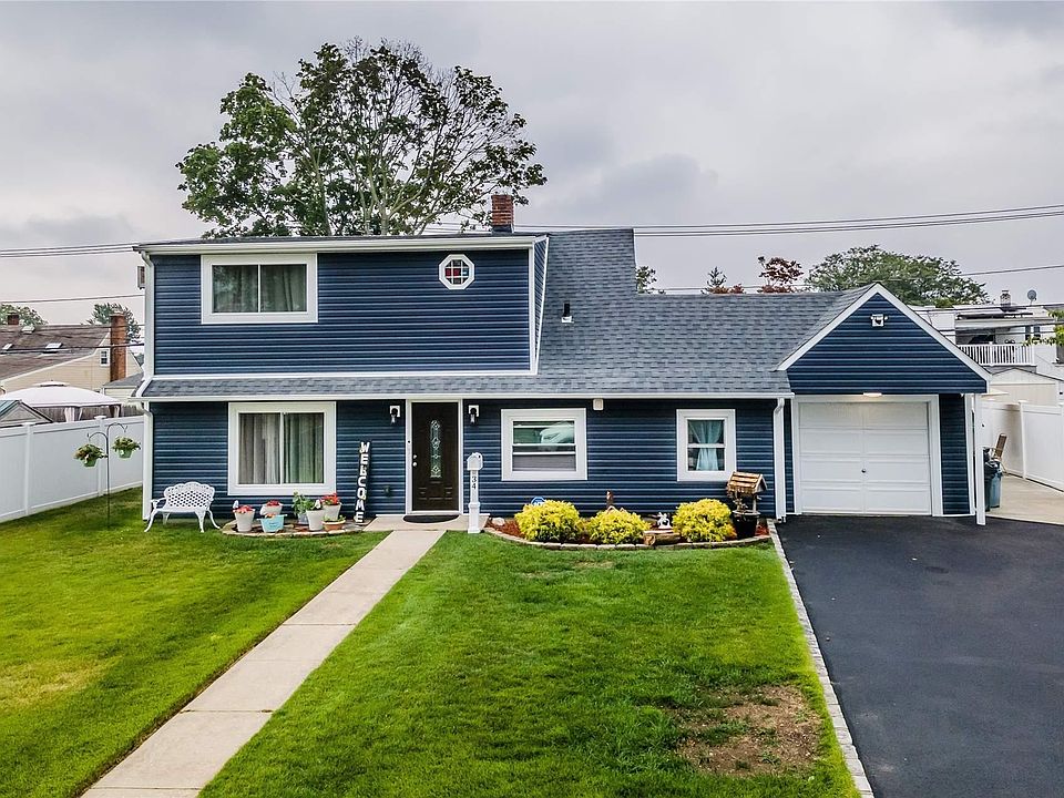 1st image of 34 Dogwood Lane