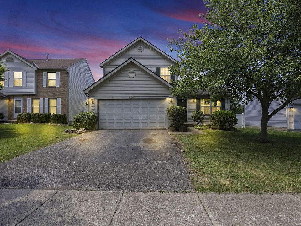 1st image of 827 Windy Hill Ln