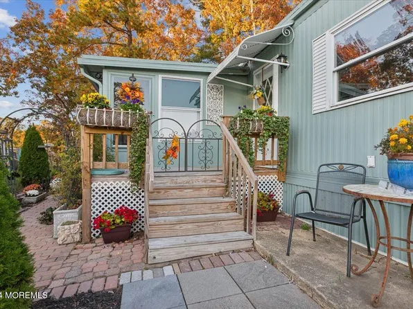 221 Roberts Road, Toms River, NJ 08755