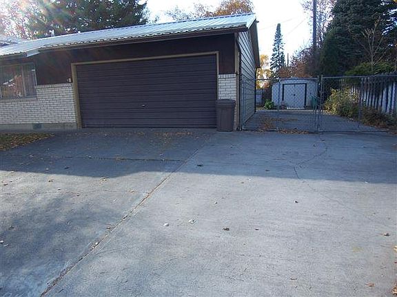 5th image of 1311 Washburn Ave
