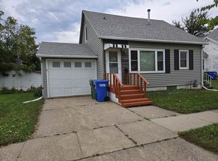 210 2nd Ave W, Cresco, IA 52136