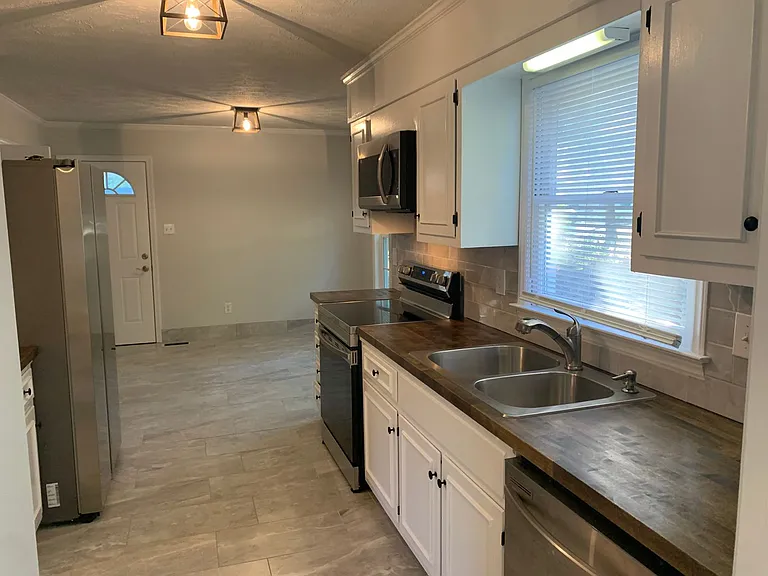 5800 Lagu Pl — Photo 27