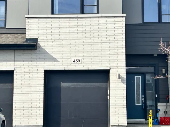 459 Cope Dr, Ottawa, ON K2V 0P1
