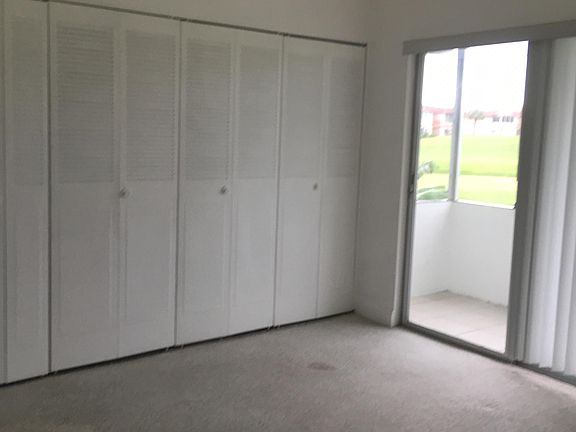 5th image of 258 Tuscany Lane #E