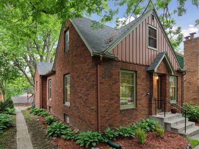 3527 Queen Ave N, Minneapolis, MN, 55412