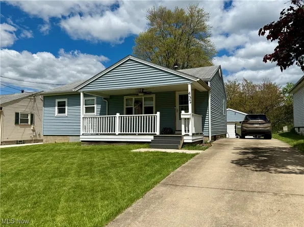 432 Elizabeth St, Hubbard, OH 44425