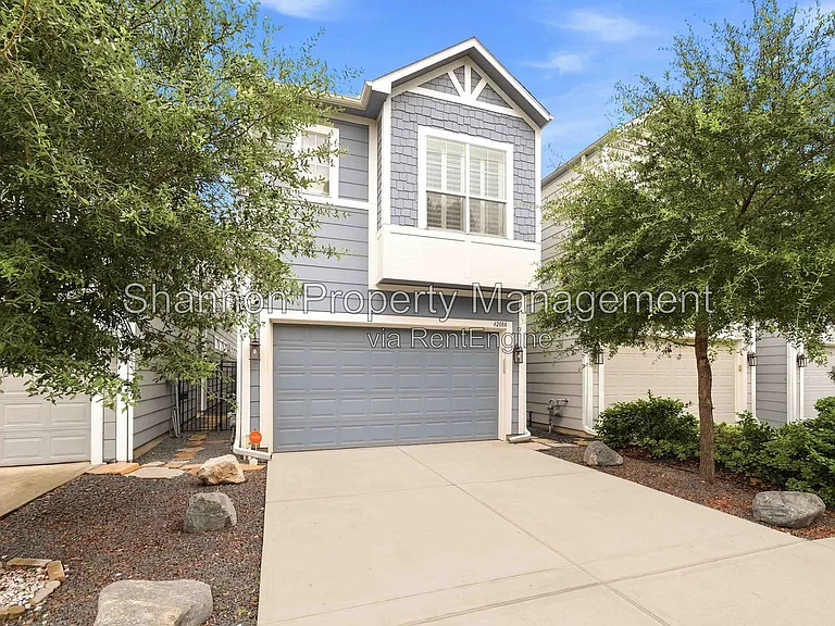 4208 Koehler St #A — Photo 2