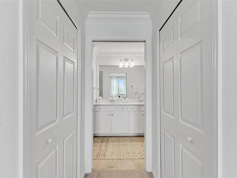 5685 Palmer Cir #105 — Photo 27