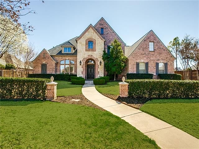 1st image of 2711 Brookshire Dr