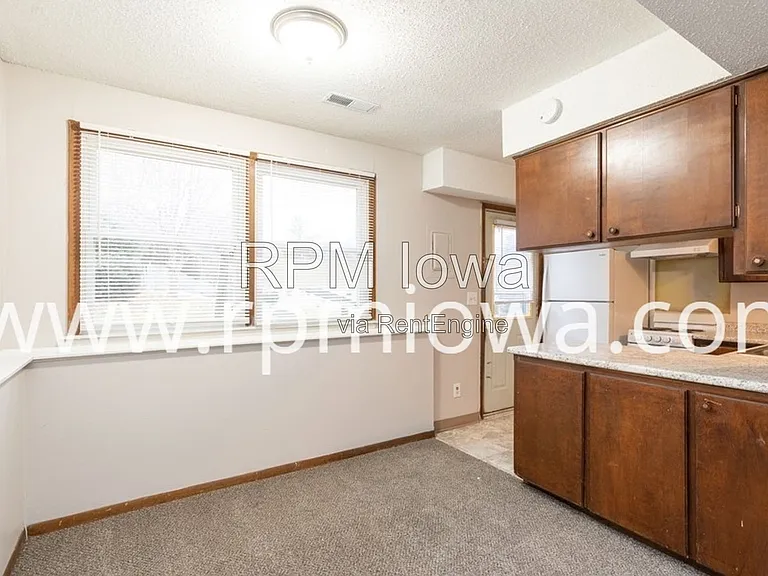 3424 SW 42nd St #3424 — Photo 8