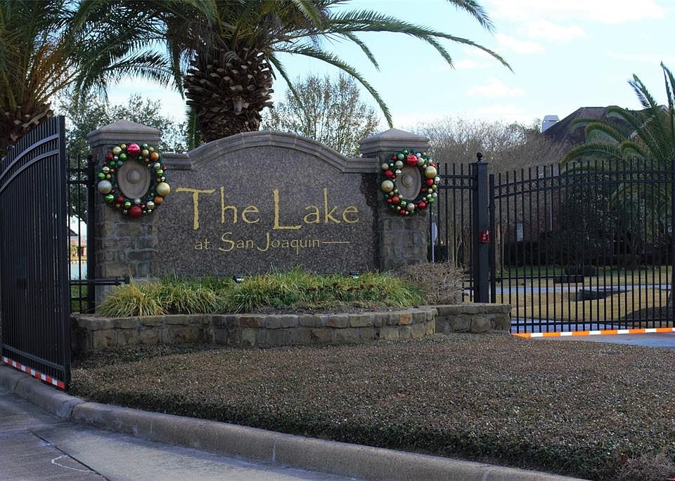 1st image of 2401 Nilelake Ct