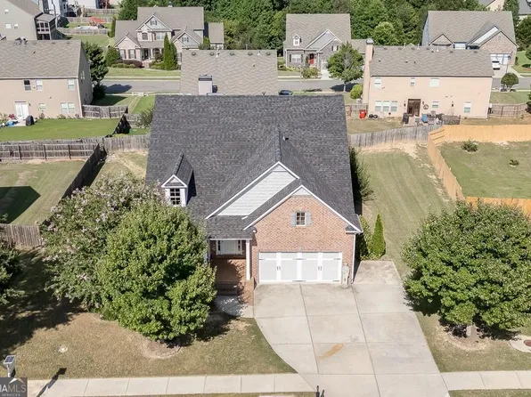 2419 Fisk Falls Dr, Braselton, GA 30517