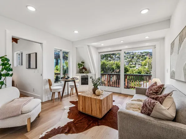 105 3rd St APT 4, Sausalito, CA 94965